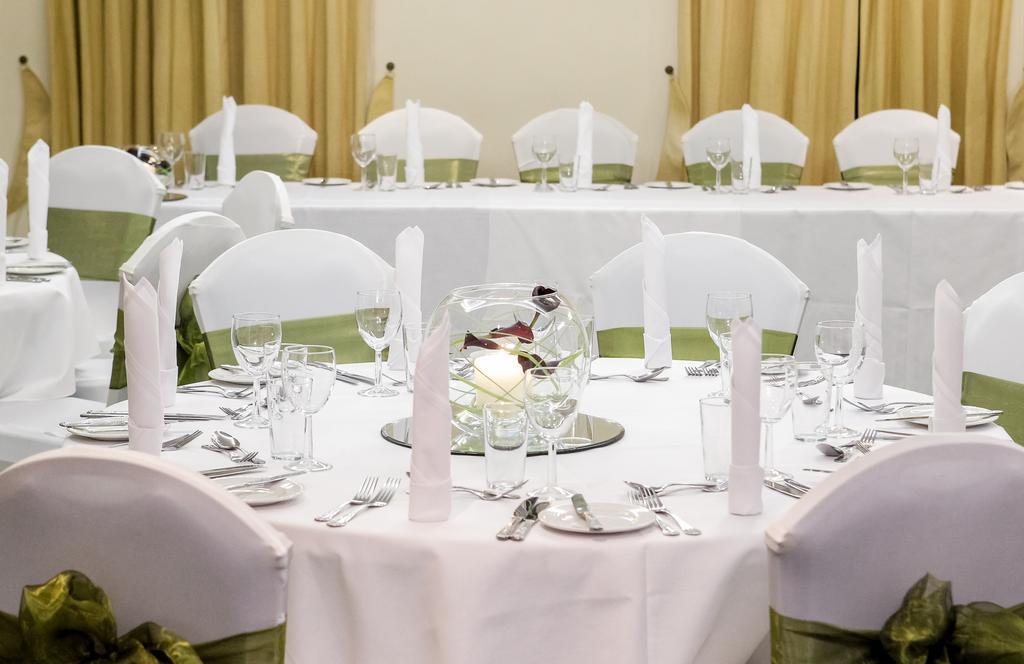 Swallow Churchgate Hotel Harlow Ngoại thất bức ảnh
